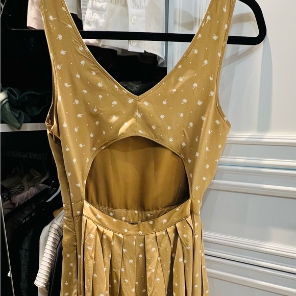 Club Monaco summer dress - Picture 2 of 2